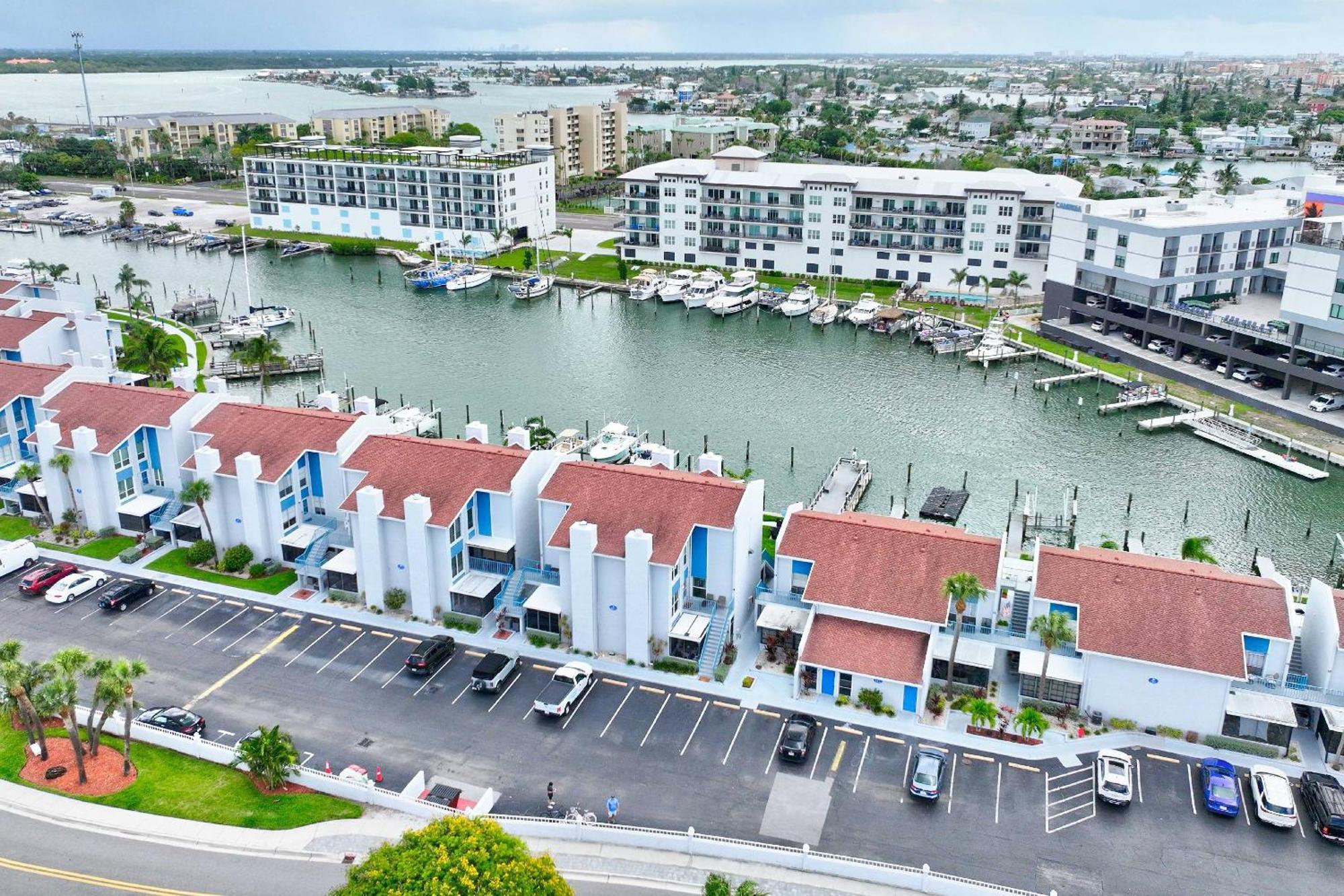 Вилла 315-G - Madeira Beach Yacht Club Сант Пит Бич Экстерьер фото